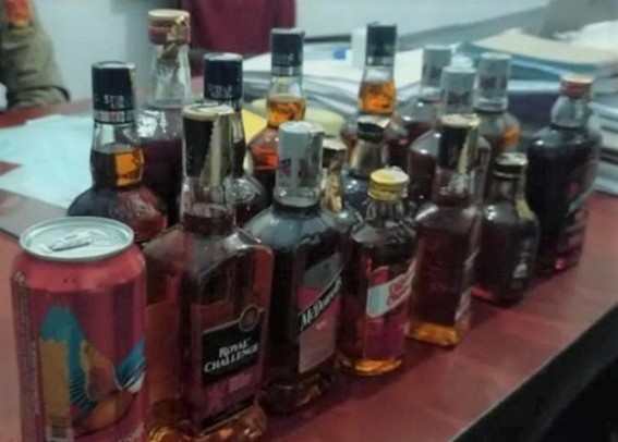 Udaipur : Police recovered huge amount of foreign liquor from a house